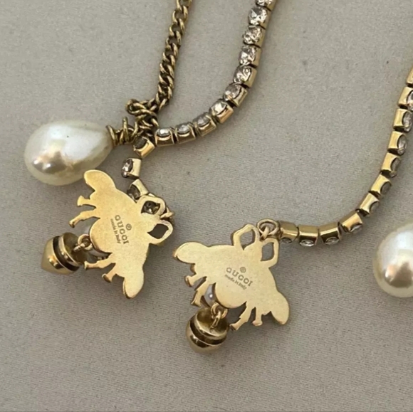 Gucci Gold-tone Metal Earrings Bee W/White Crystals and Pearl Drop 4" Long/New - Picture 3 of 6